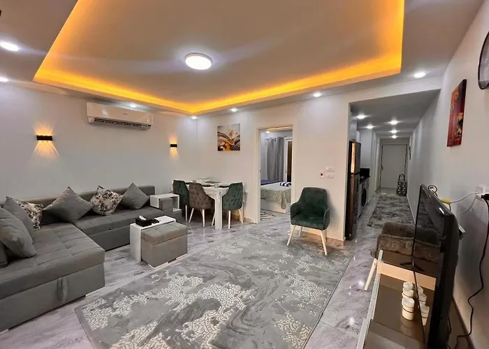 Amazing 2 Bedroom Selena Bay شقة *