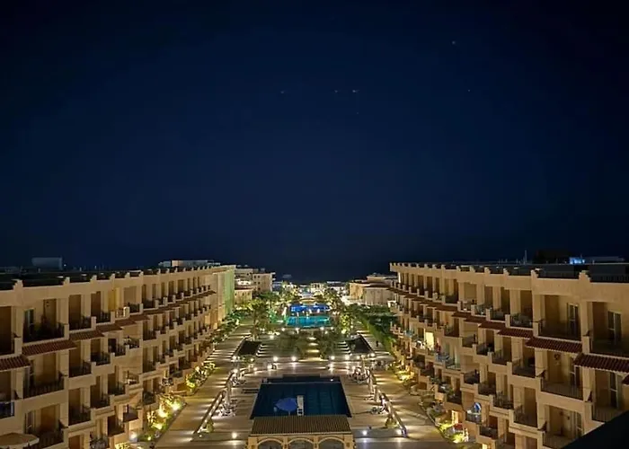 Amazing 2 Bedroom Selena Bay شقة